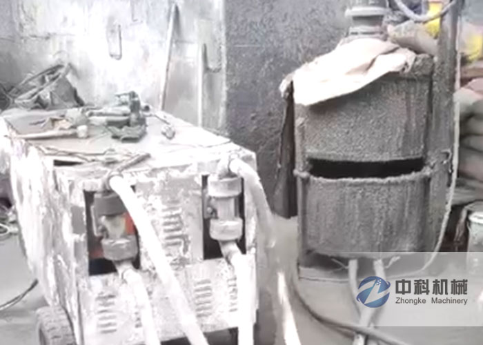 雙液注漿泵、雙層攪拌機(jī)施工現(xiàn)場(chǎng)